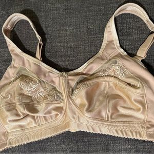 Mastectomy bra